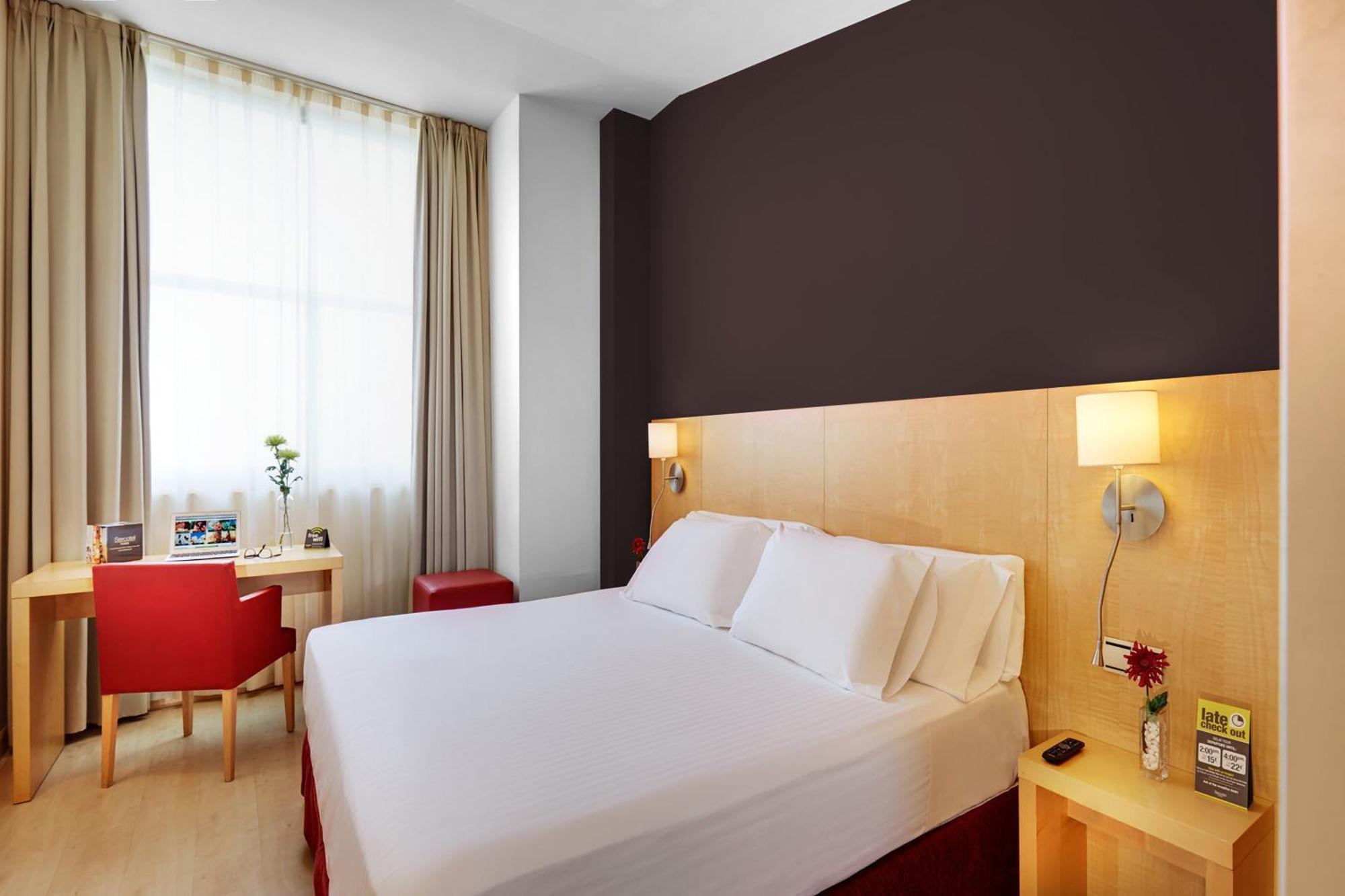 Hotel Sercotel Portales Logroño Exteriör bild