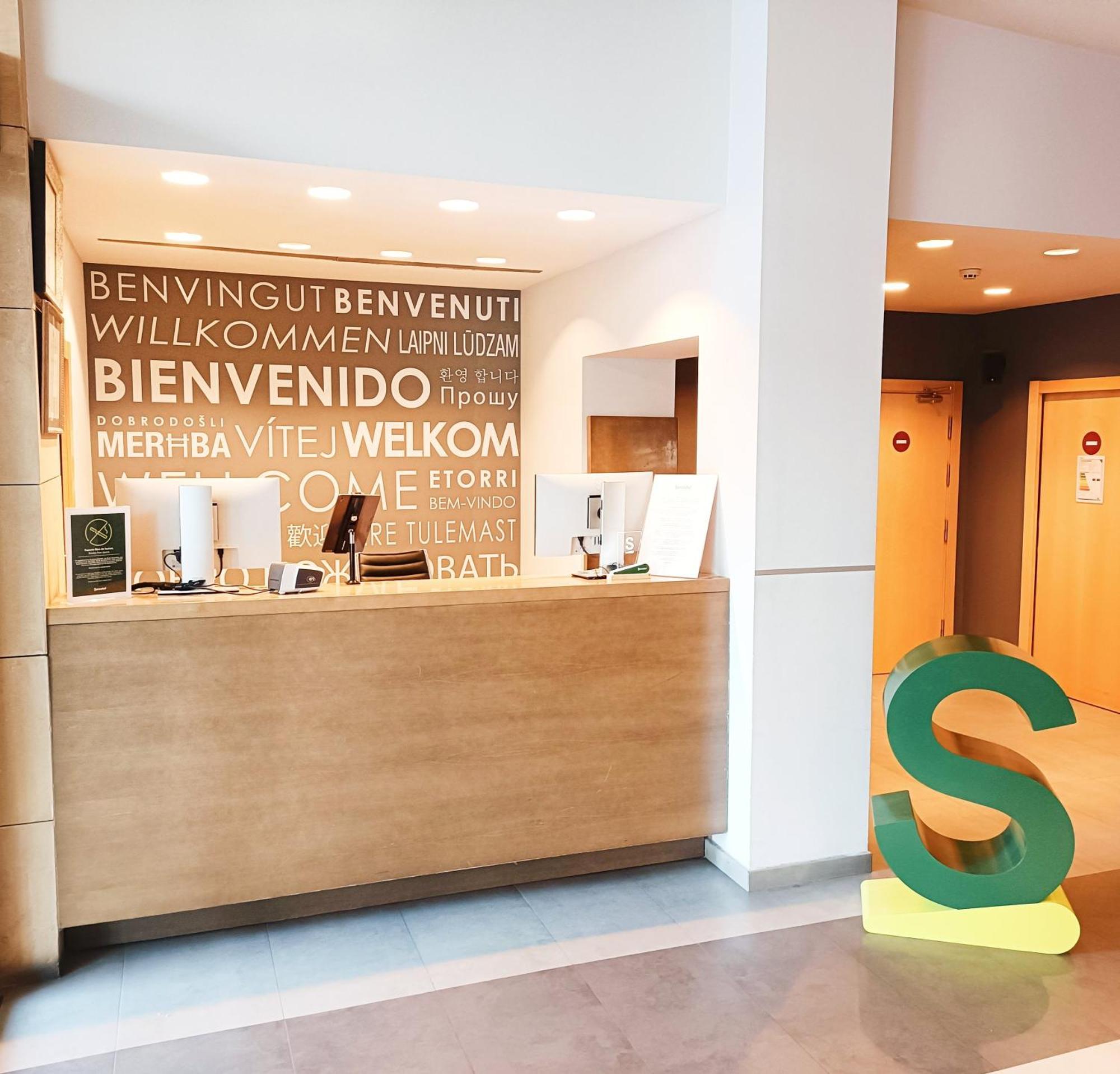 Hotel Sercotel Portales Logroño Exteriör bild